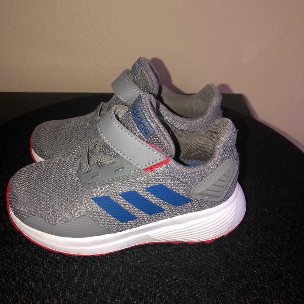 Gray and blue Adidas Size 8 Toddler